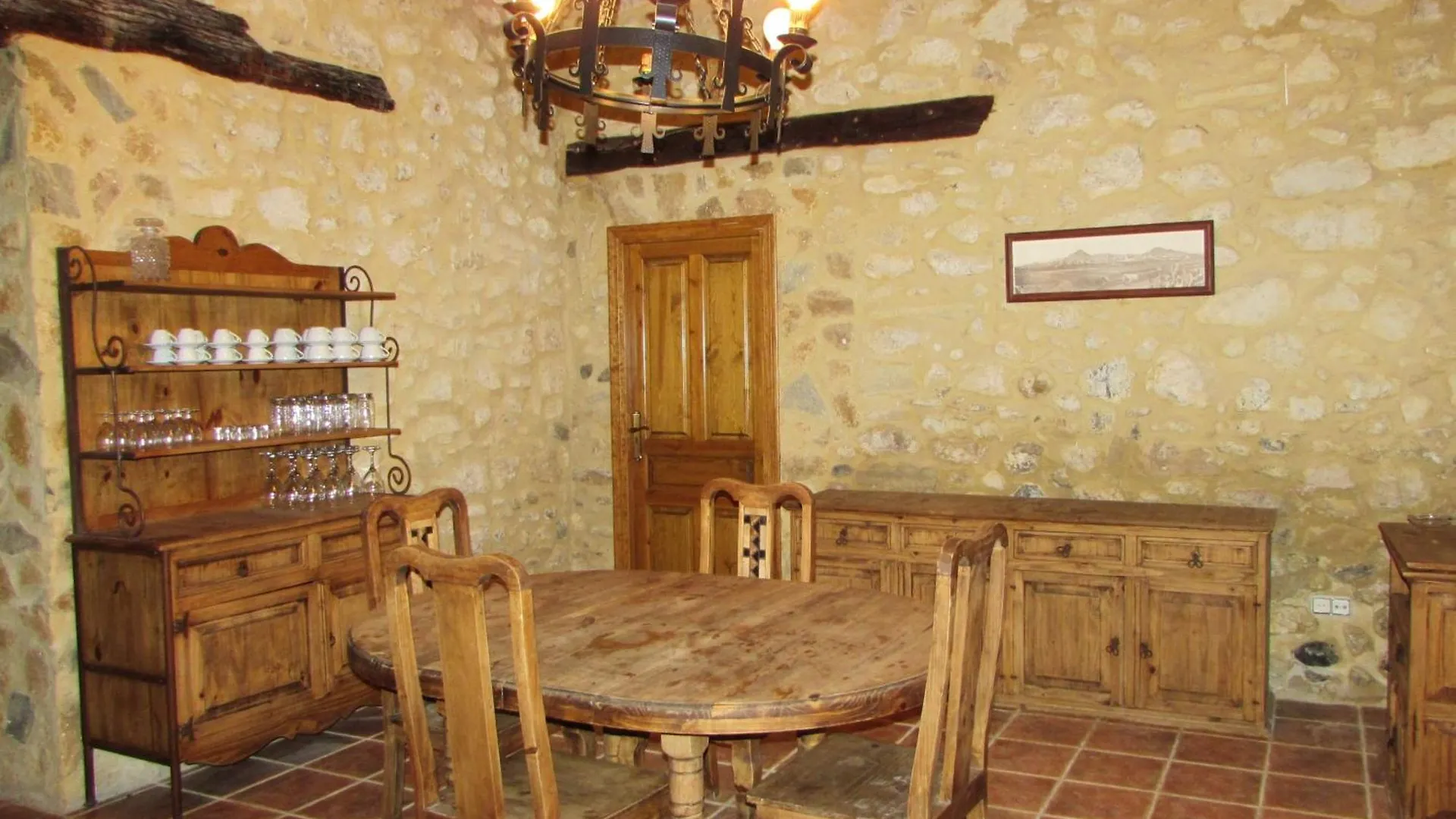 Chalet Castillo De Piedra Vera